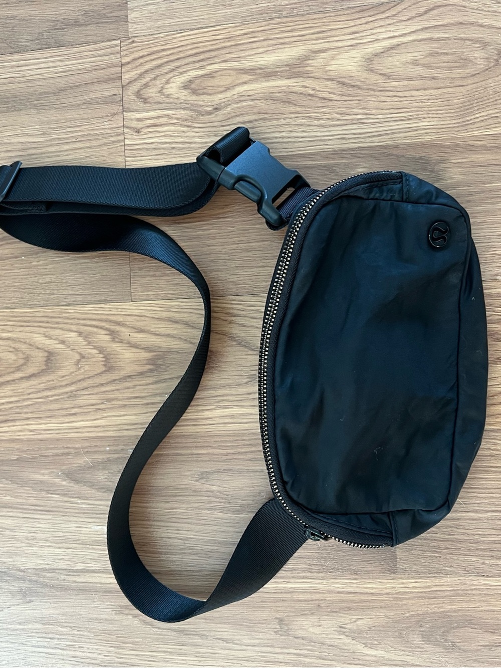 lululemon everywhere belt bag 1L